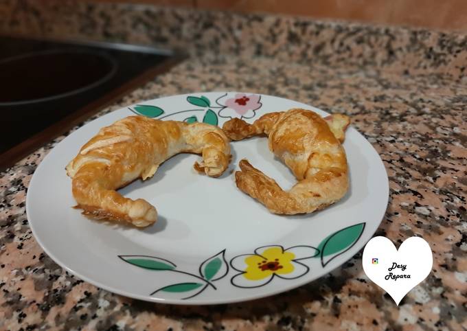 Croissants saladitos