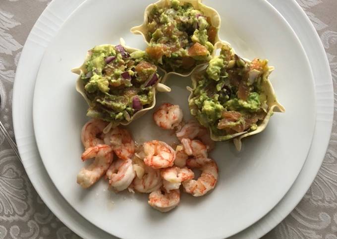 Tartaletas de aguacate y salmón ahumado